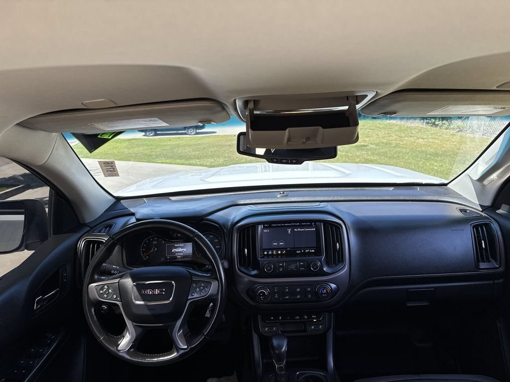 Certified Used 2022 Summit White GMC 4WD AT4 w/Leather image 21