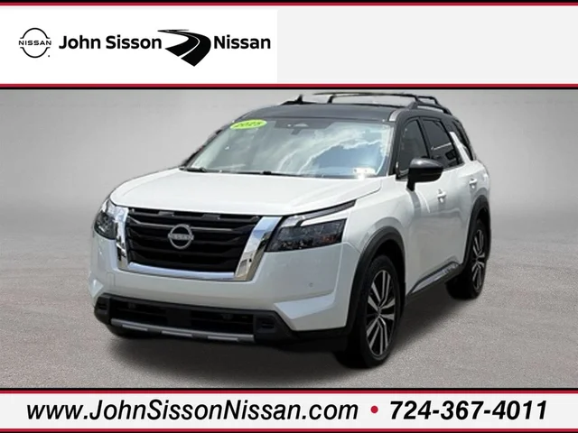 2025 Nissan Pathfinder Platinum