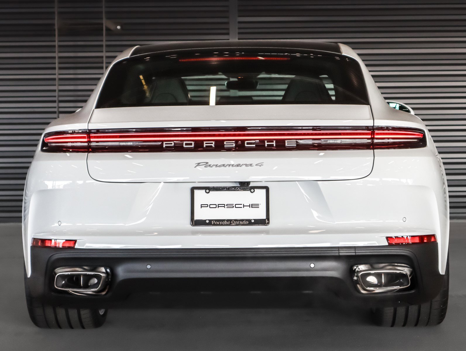 2026 Porsche Panamera Base - Photo 9
