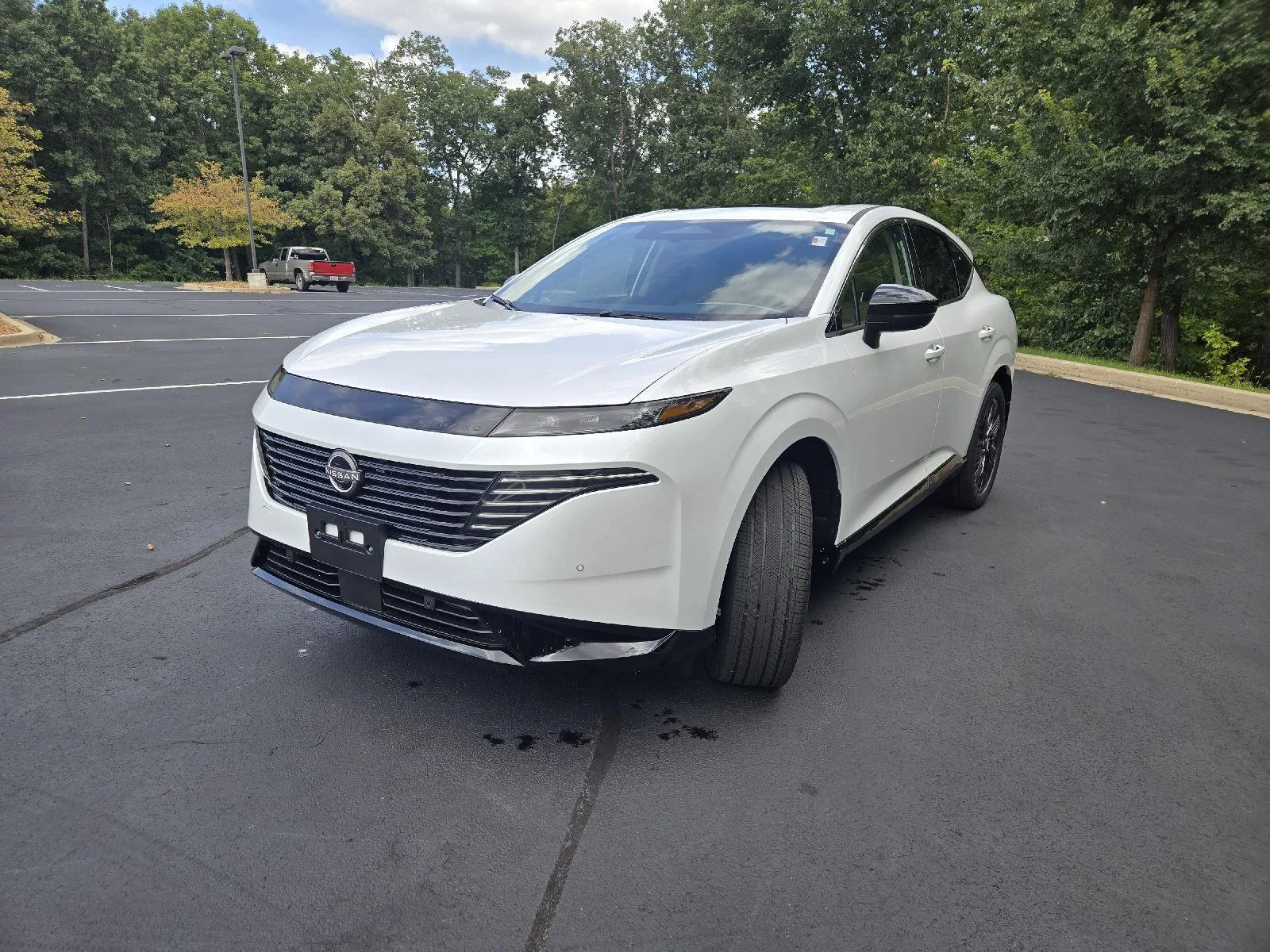New 2027  NISSAN  image 4