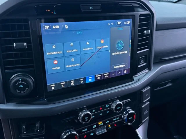 New 2026 Oxford White Ford XLT image 12