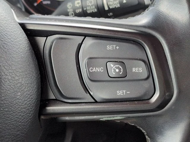 Used 2020 Black Jeep Unlimited Sport image 23