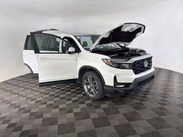 Certified Used 2023 White Honda EX-L image 13