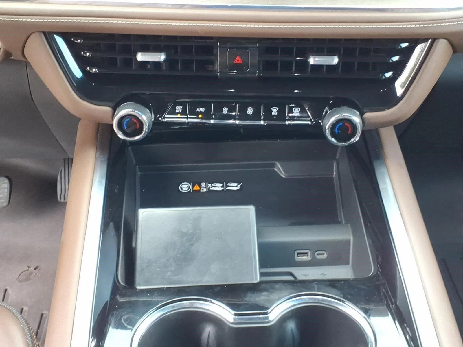 2025 Chevrolet Tahoe High Country - Photo 17