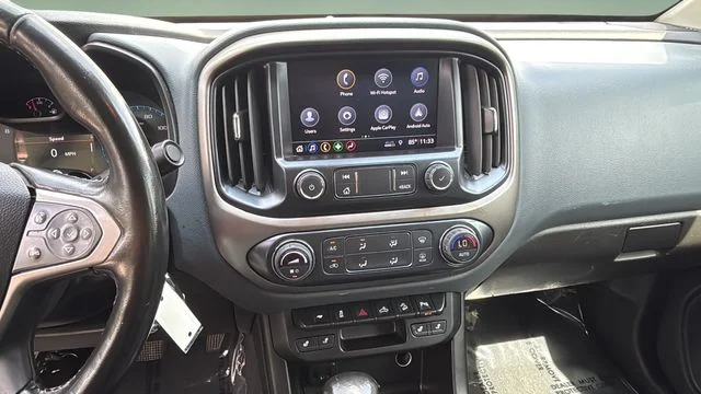 Used 2022 Gray Chevrolet Z71 image 25