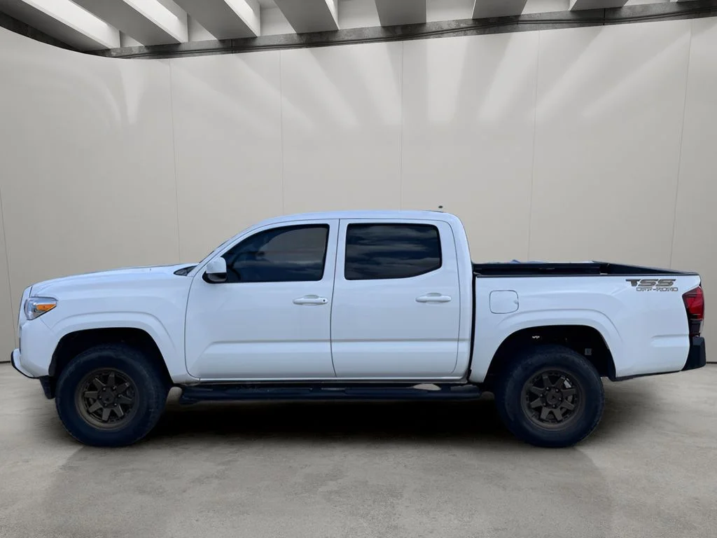 Used 2023 Ice Cap Toyota SR image 2