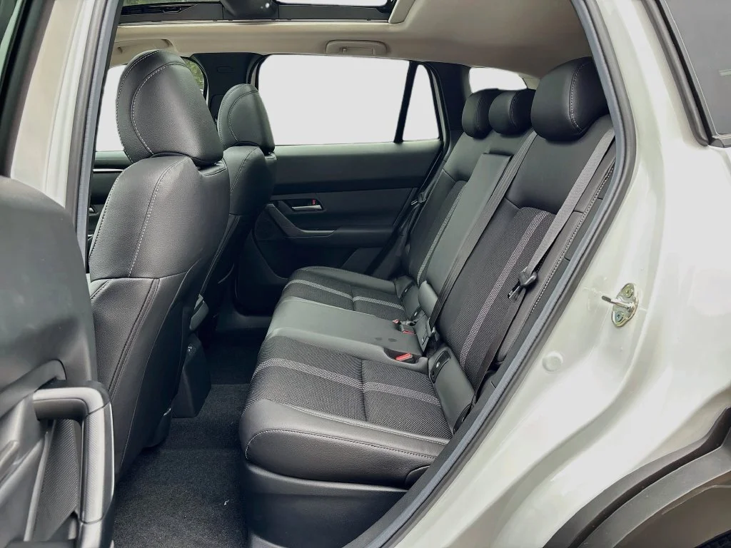 New 2026 Wind Chill Pearl Mazda Preferred AWD image 25