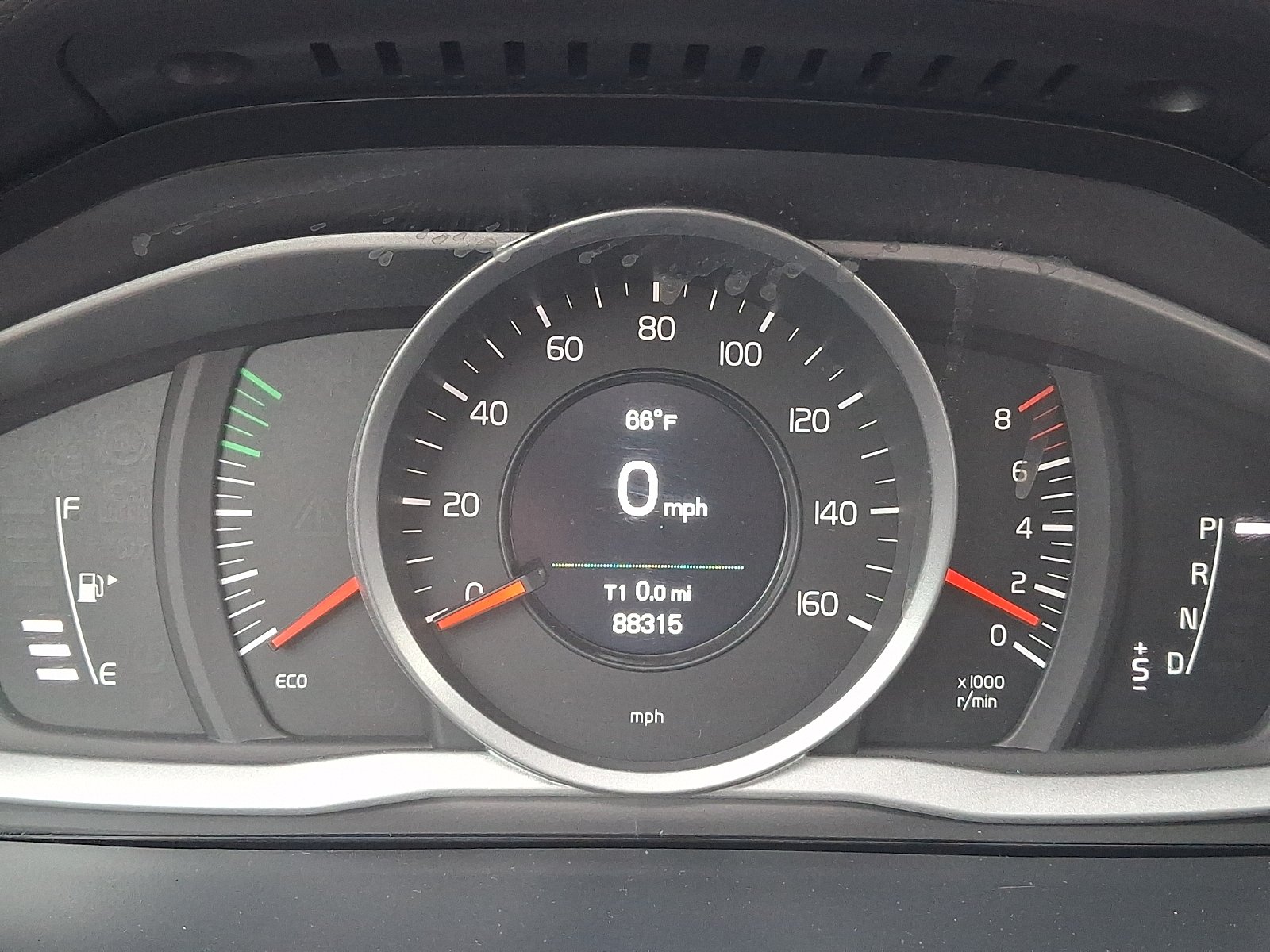 Used 2018 Electric Silver Metallic - 477 Volvo Dynamic image 19