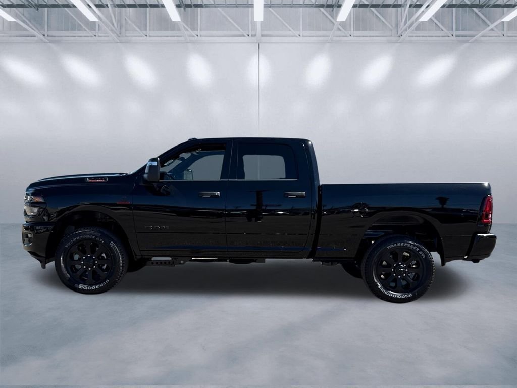 New 2026 Diamond Black Crystal Pearl-Coat Exterior Paint RAM Big Horn image 3
