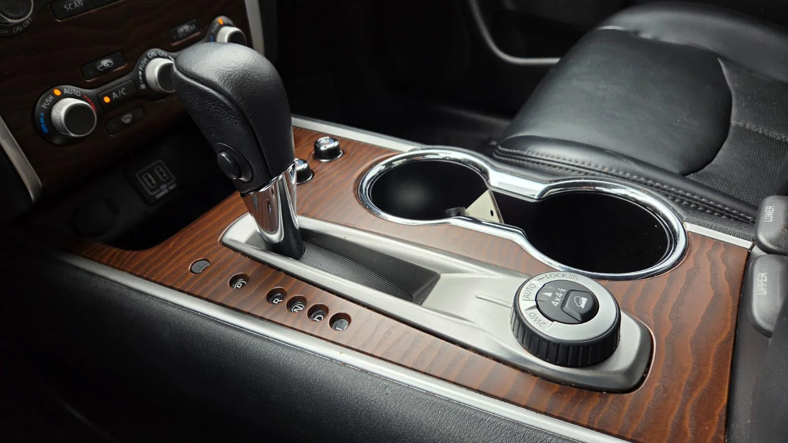 Used 2018 Gun Metallic Nissan Platinum image 33
