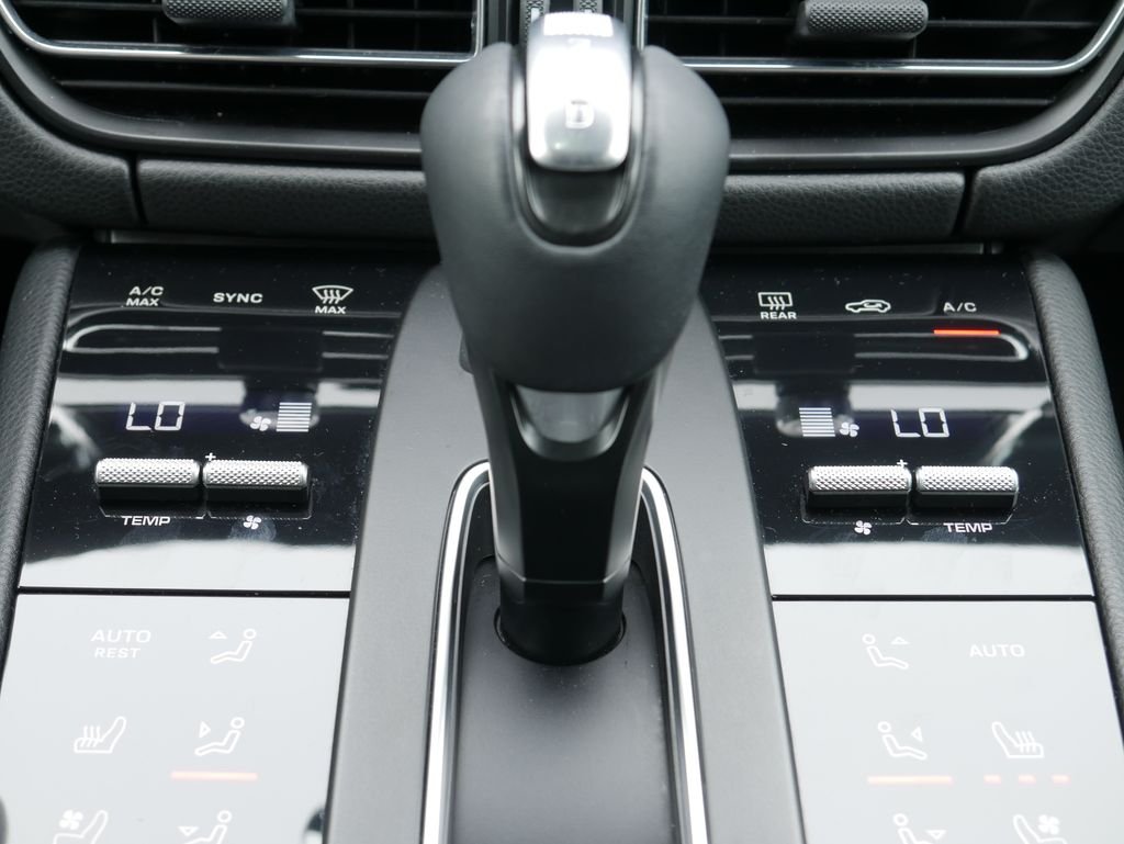 Used 2022 Silver Porsche Base image 24