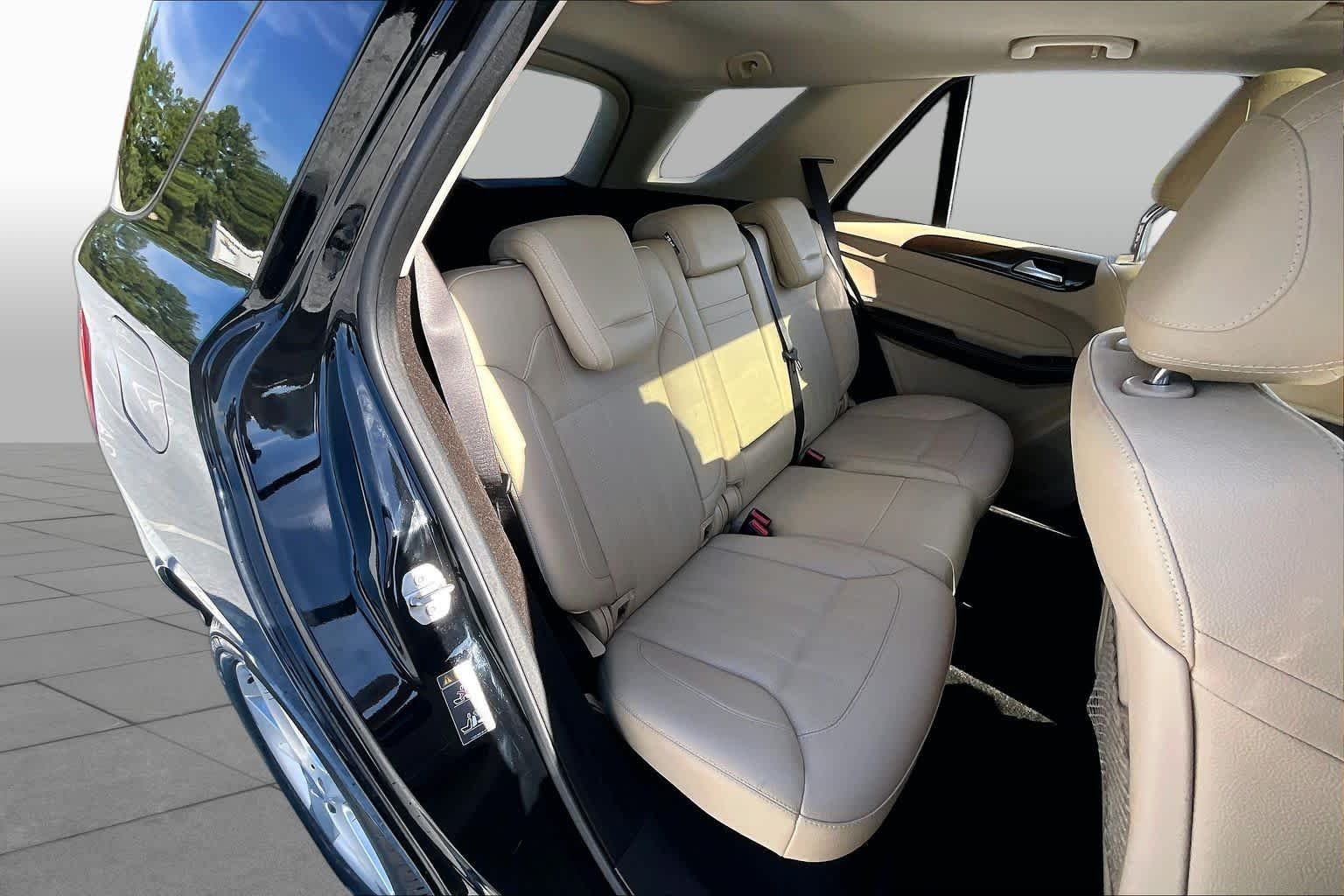 Used 2017 Black Mercedes-Benz GLE 350 image 19