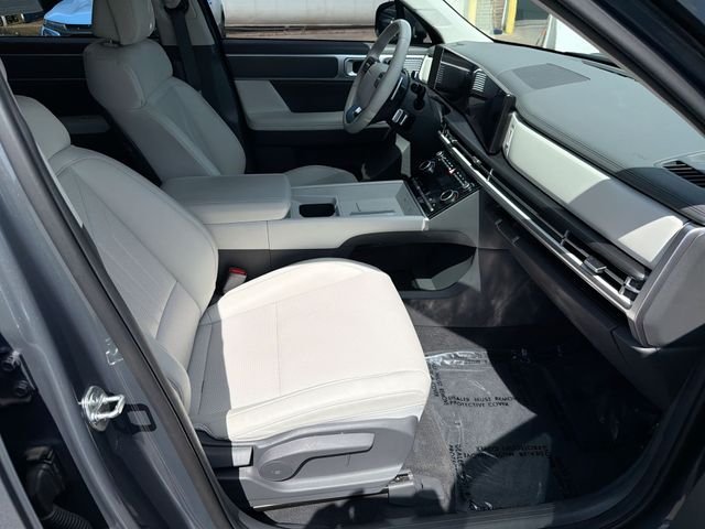 Used 2025 Gray Hyundai SEL image 26