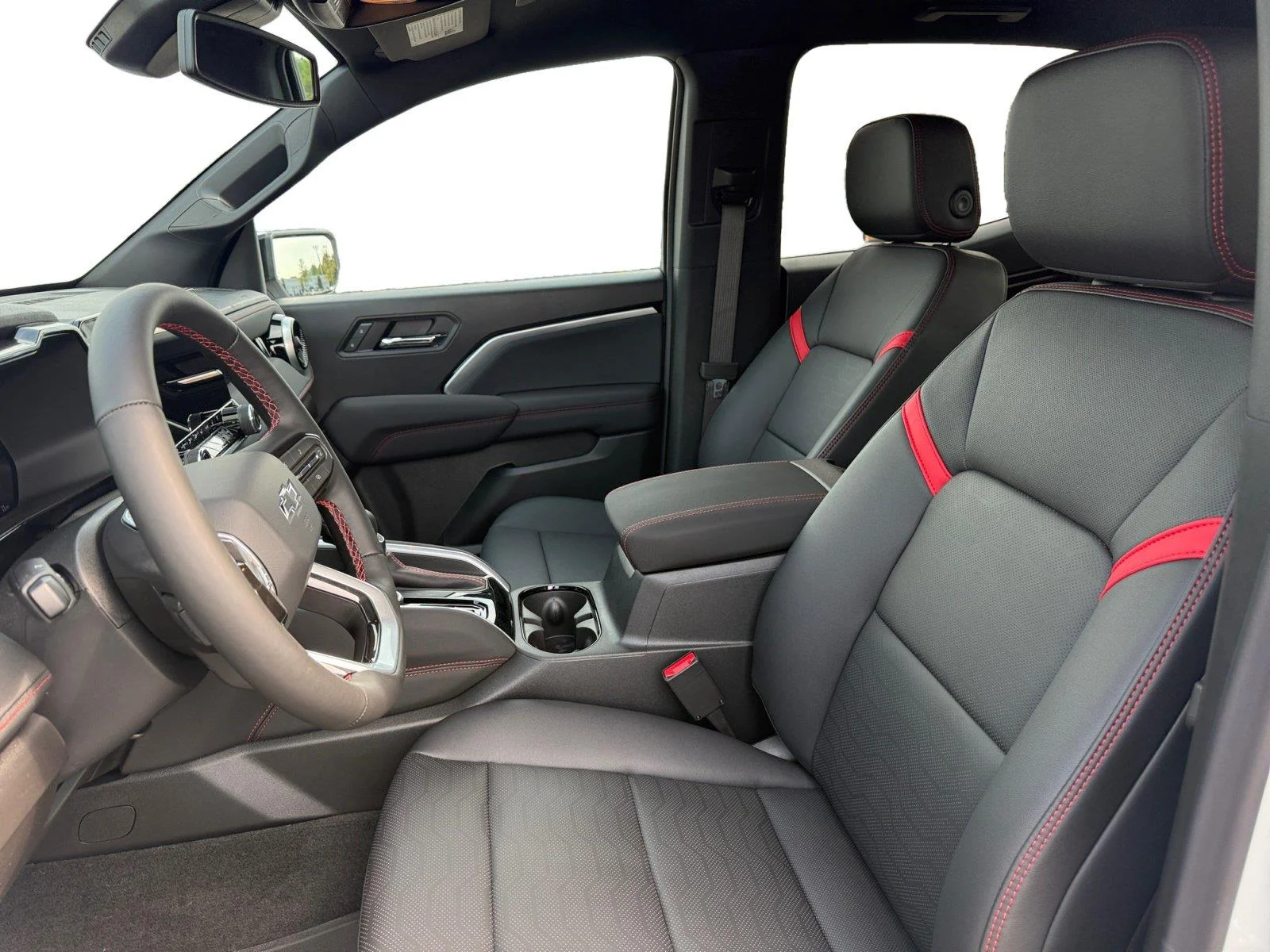 2026 Chevrolet Colorado Z71 - Photo 10