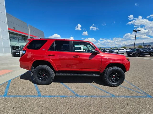 Used 2016 Barcelona Red Metallic Toyota SR5 Premium image 4