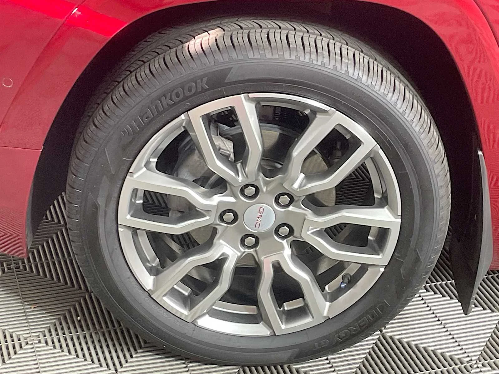Used 2023 Volcanic Red Tintcoat GMC Denali image 31