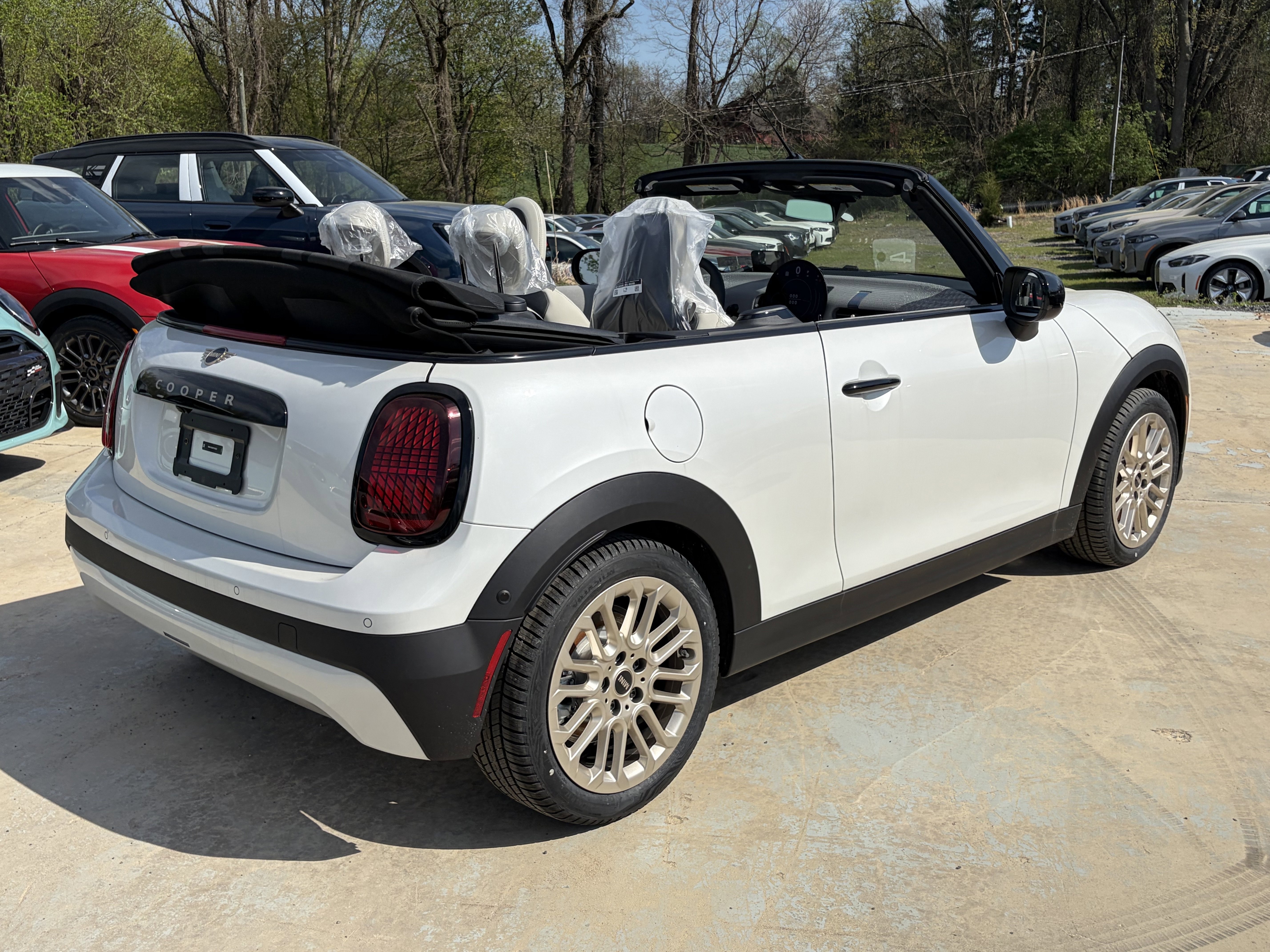 Used 2026 NANUQ WHITE METAL MINI Cooper image 5