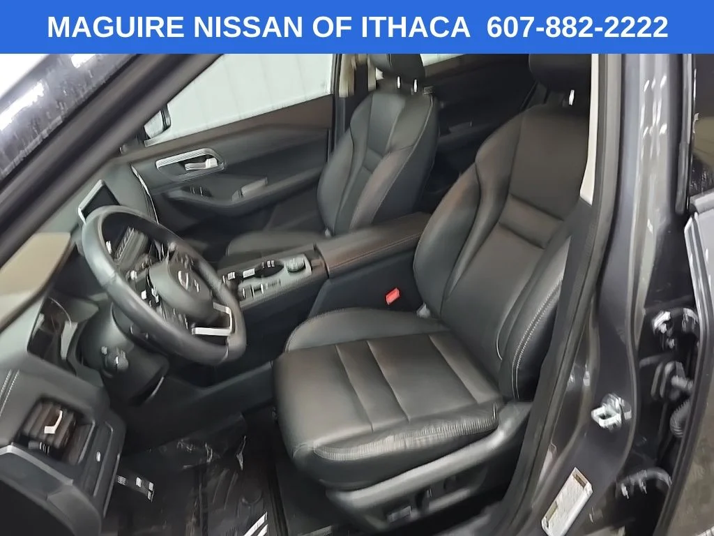 Used 2021 Gray Nissan SL image 30
