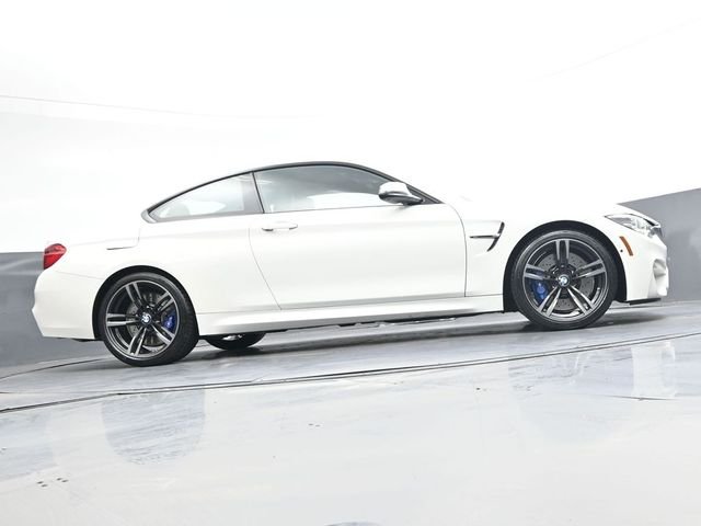 Used 2018 White BMW Base image 32