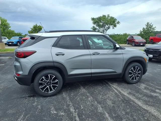 New 2026 Sterling Gray Metallic Chevrolet ACTIV image 21