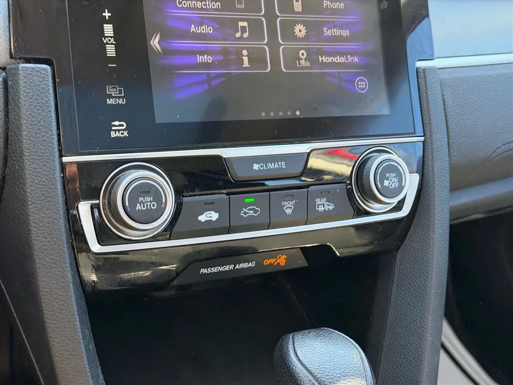 Used 2017  Honda EX image 20
