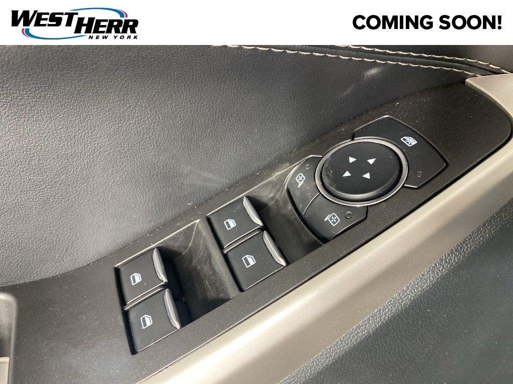 Used 2024 Silver Metallic Ford XLT image 15
