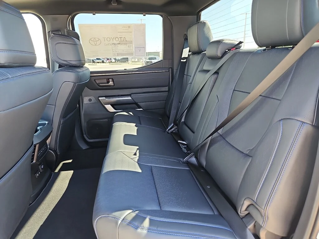 New 2026 Wind Chill Pearl Toyota Platinum image 6