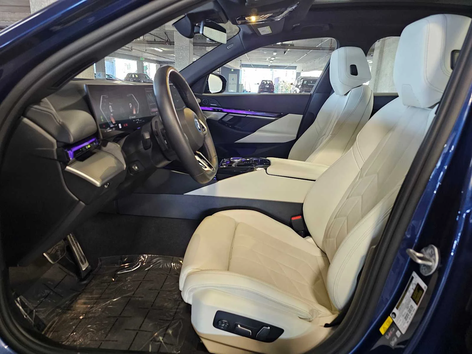 Certified Used 2026 Phytonic Blue Metallic BMW 550e xDrive image 4