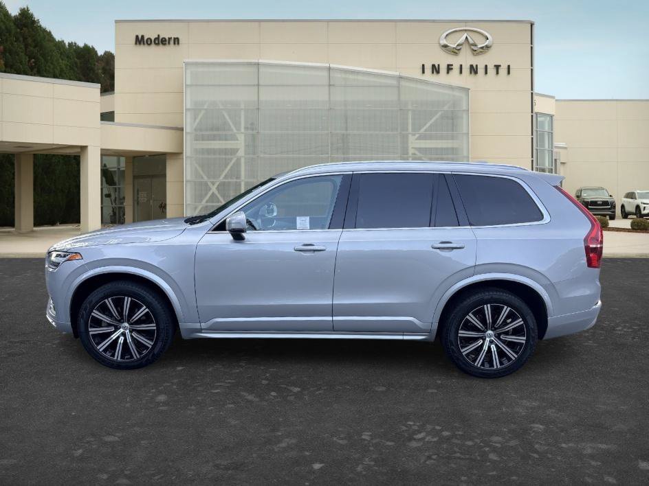 Used 2023 Silver Dawn Metallic Volvo Core image 7