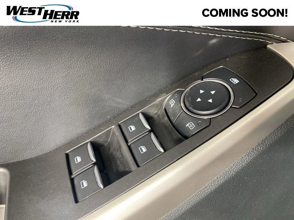 Used 2024 Silver Metallic Ford XLT image 15