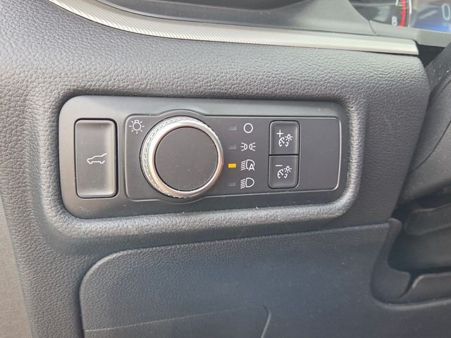 Used 2020 White Ford XLT image 27
