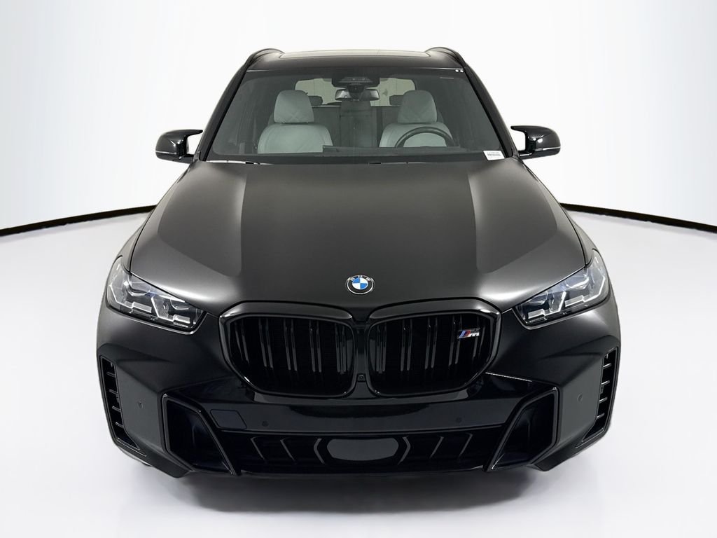 Used 2025 Blue Metallic BMW M60i image 2