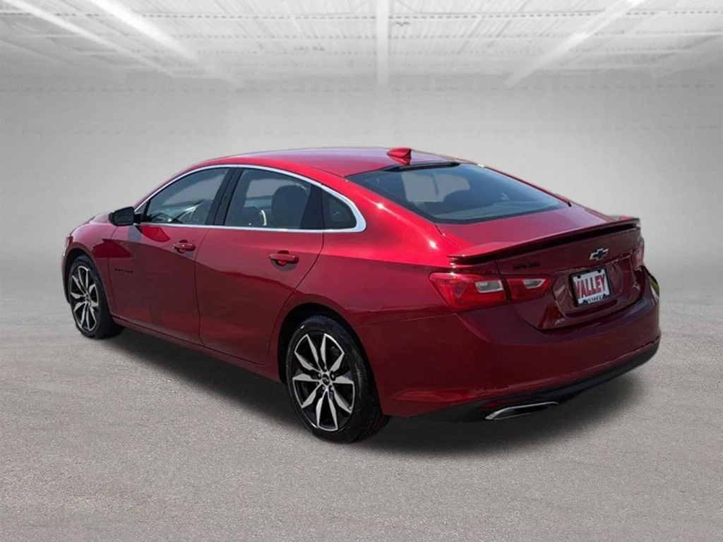 Used 2023 Red Chevrolet RS image 9