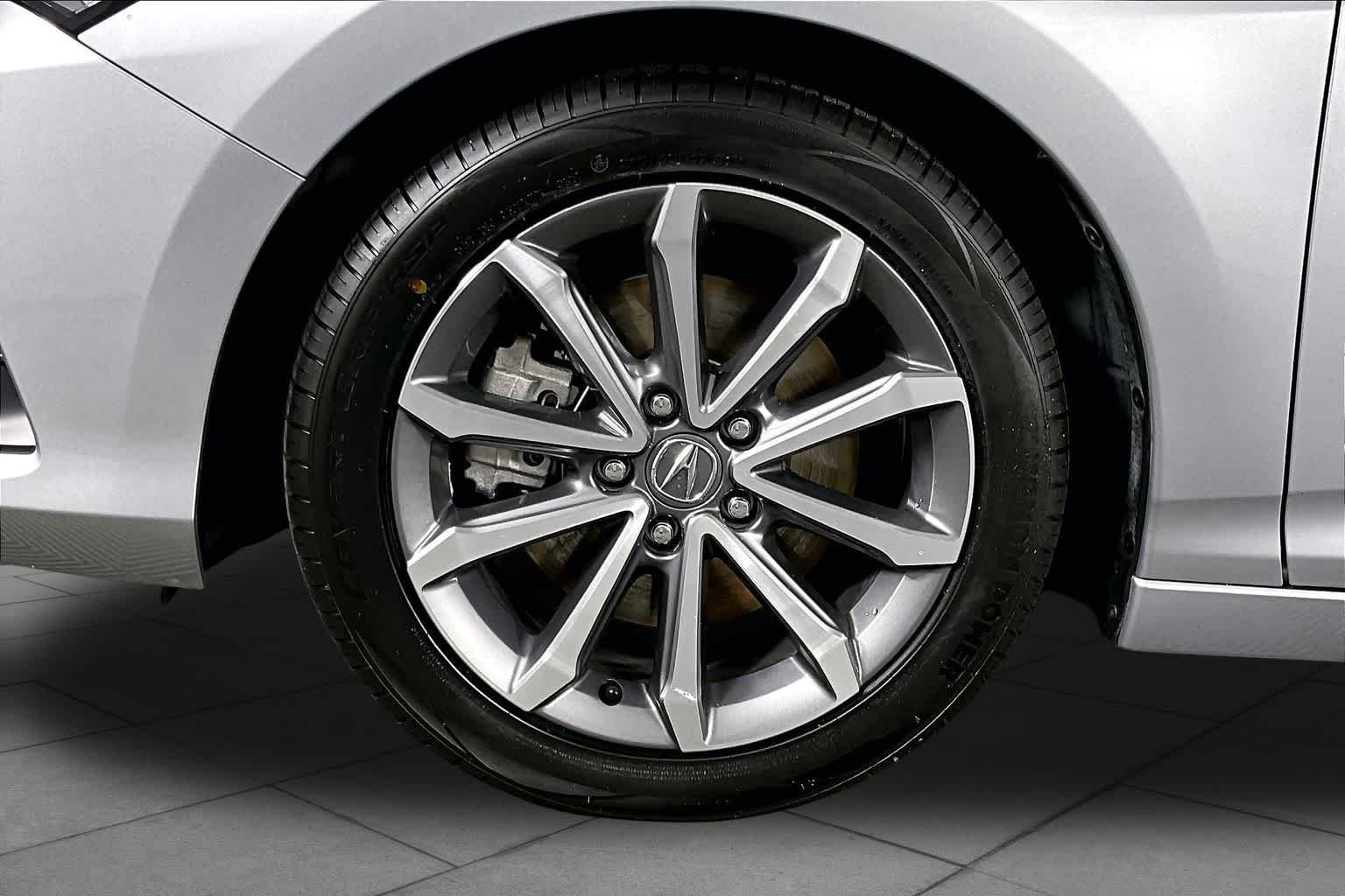 Used 2024 Lunar Silver Metallic Acura  image 11