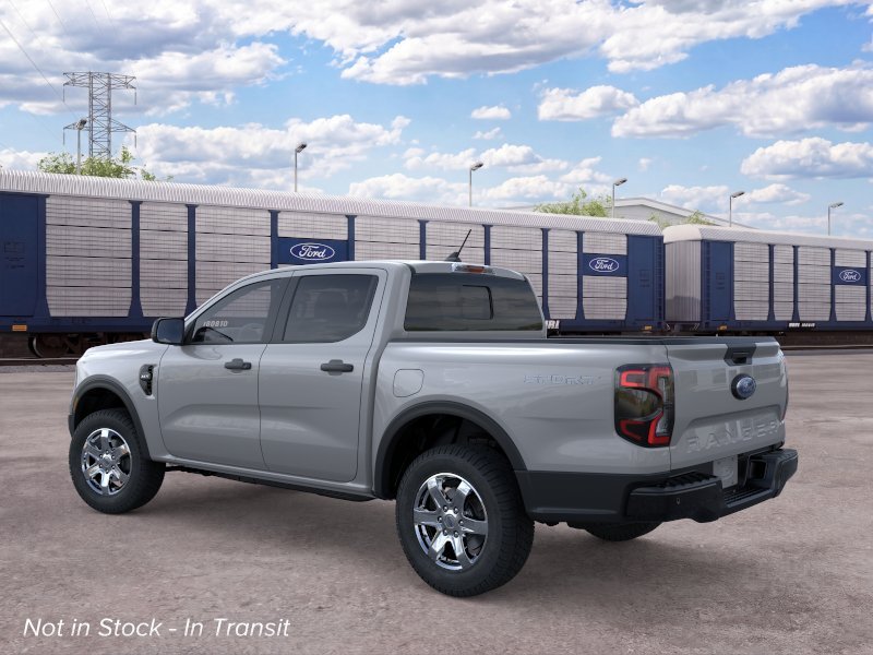New 2026 Avalanche Ford XLT image 4