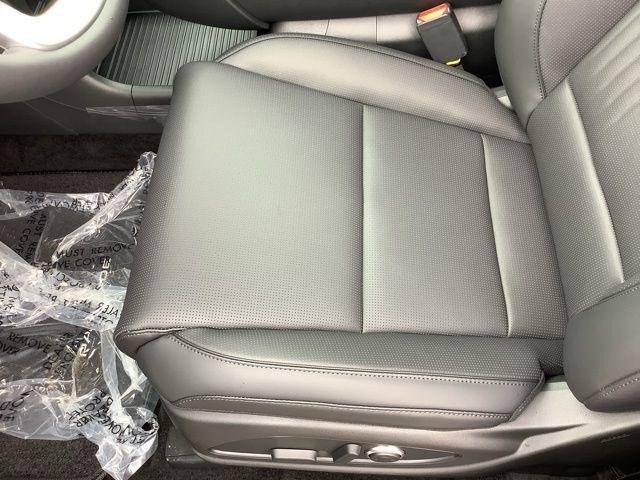 New 2026 Gray Pearl Hyundai SEL Premium image 9