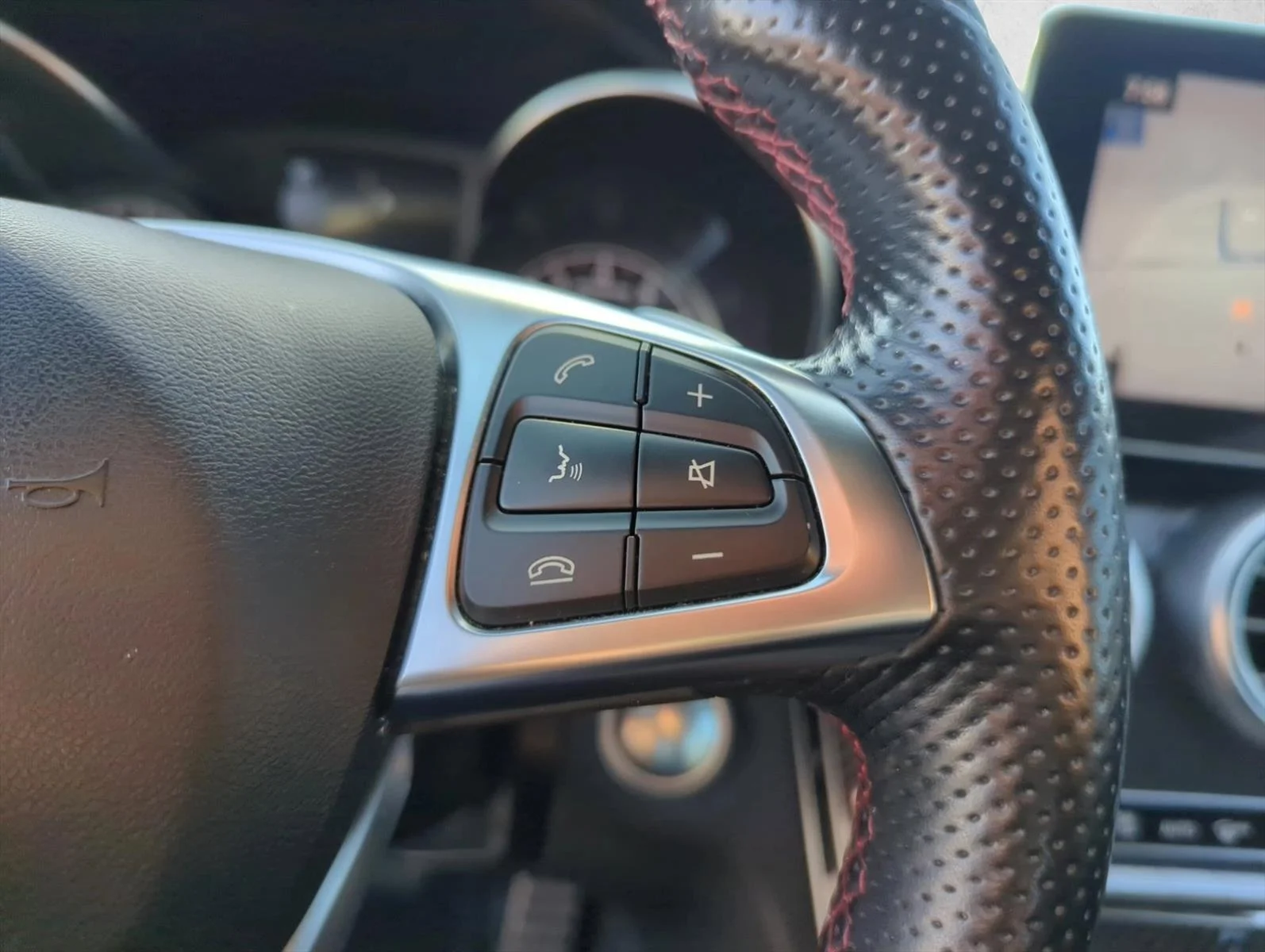 Used 2018 Selenite Grey Metallic Mercedes-Benz AMG® C 43 image 16