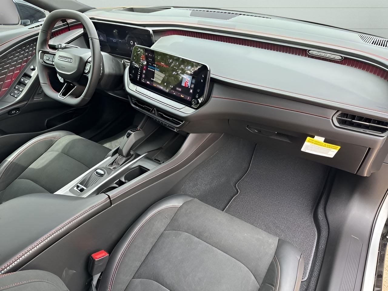 New 2026 Triple Nickel Exterior Paint Dodge R/T Plus image 37