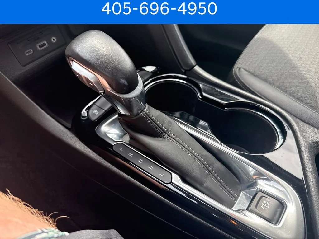 Pre-Owned 2021 Buick Encore GX Select