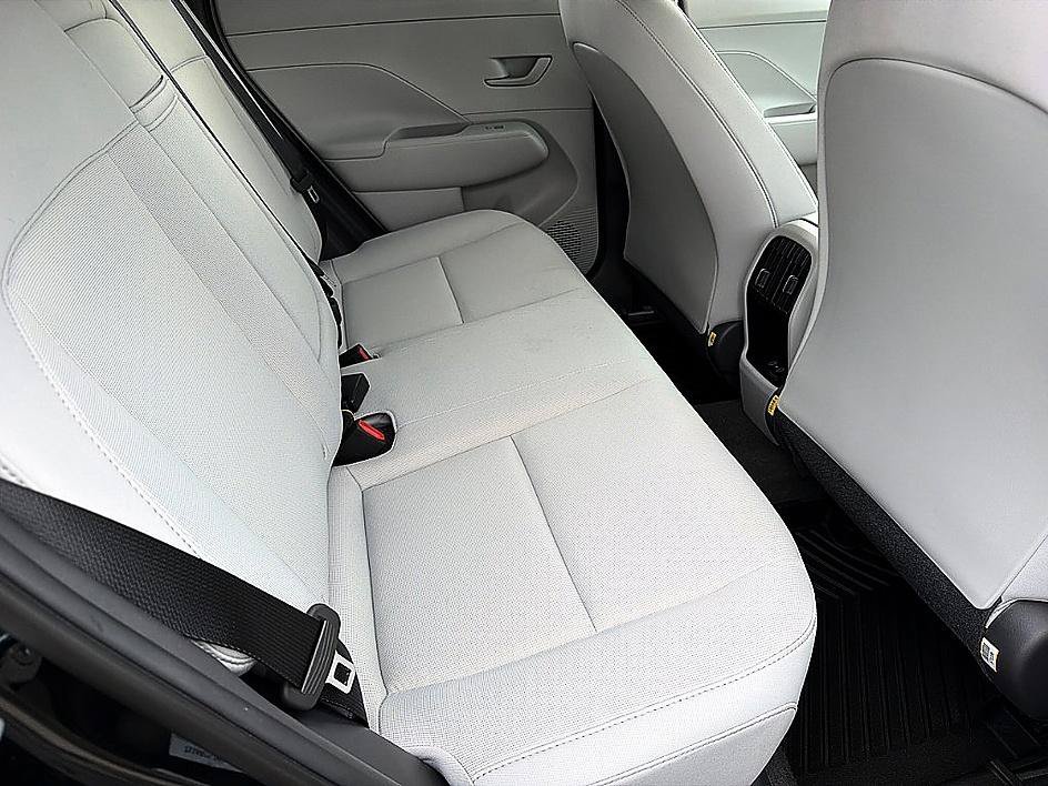 Used 2026 Abyss Black Pearl Hyundai SEL Sport image 21