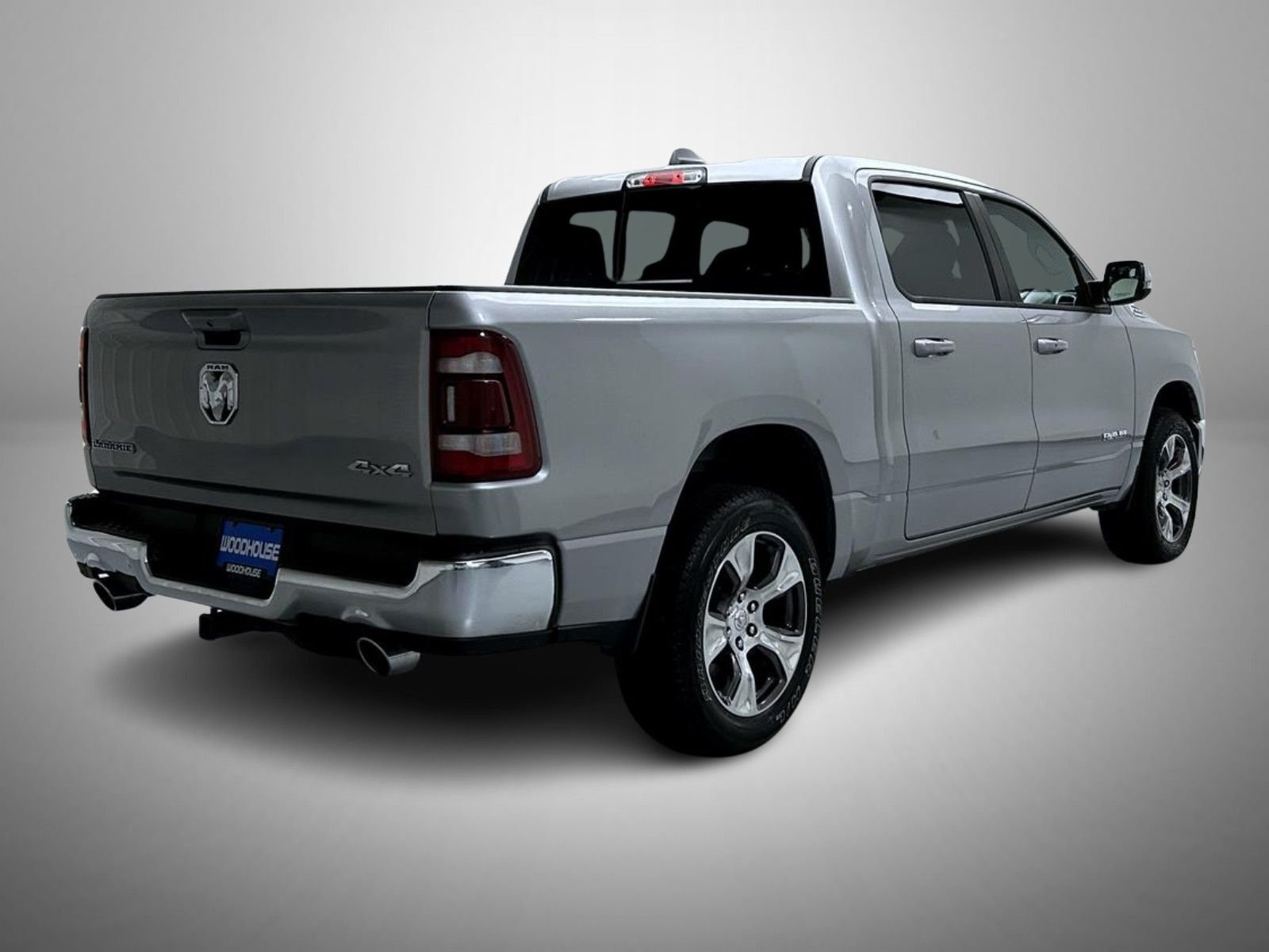 Used 2023 Silver Ram Laramie image 5