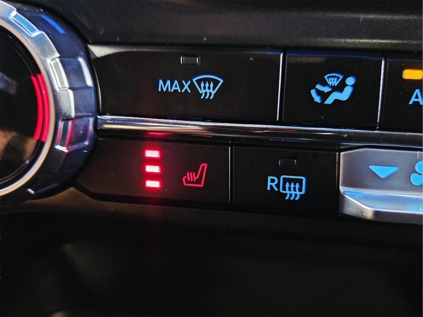 Used 2025 Atlas Blue FORD XLT image 46
