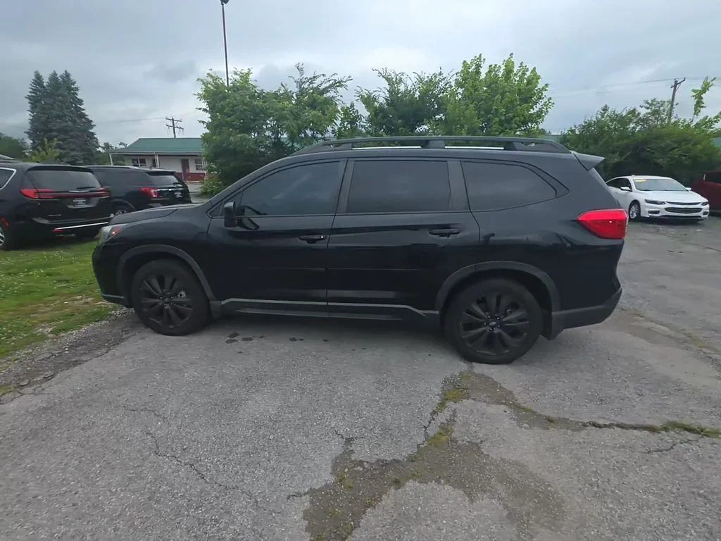 Used 2022 Black Subaru Onyx Edition image 2