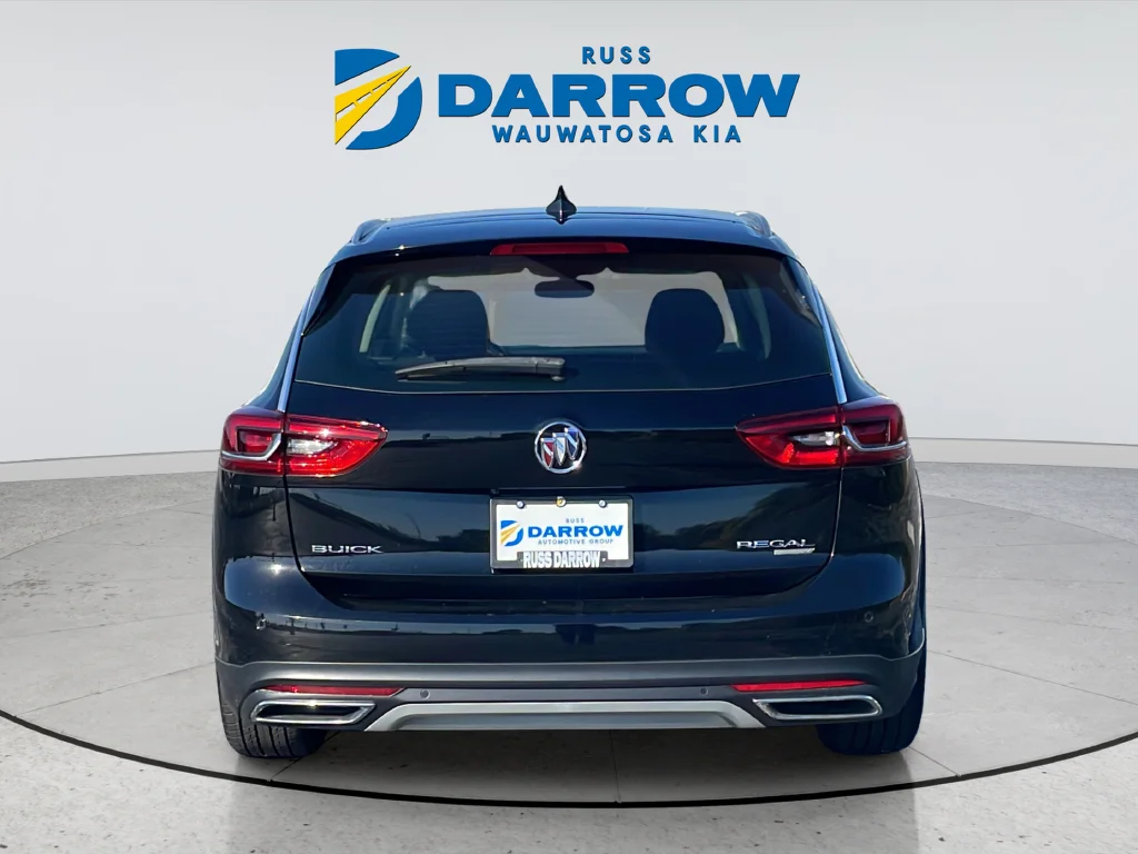 Used 2018 Black Buick Preferred image 4