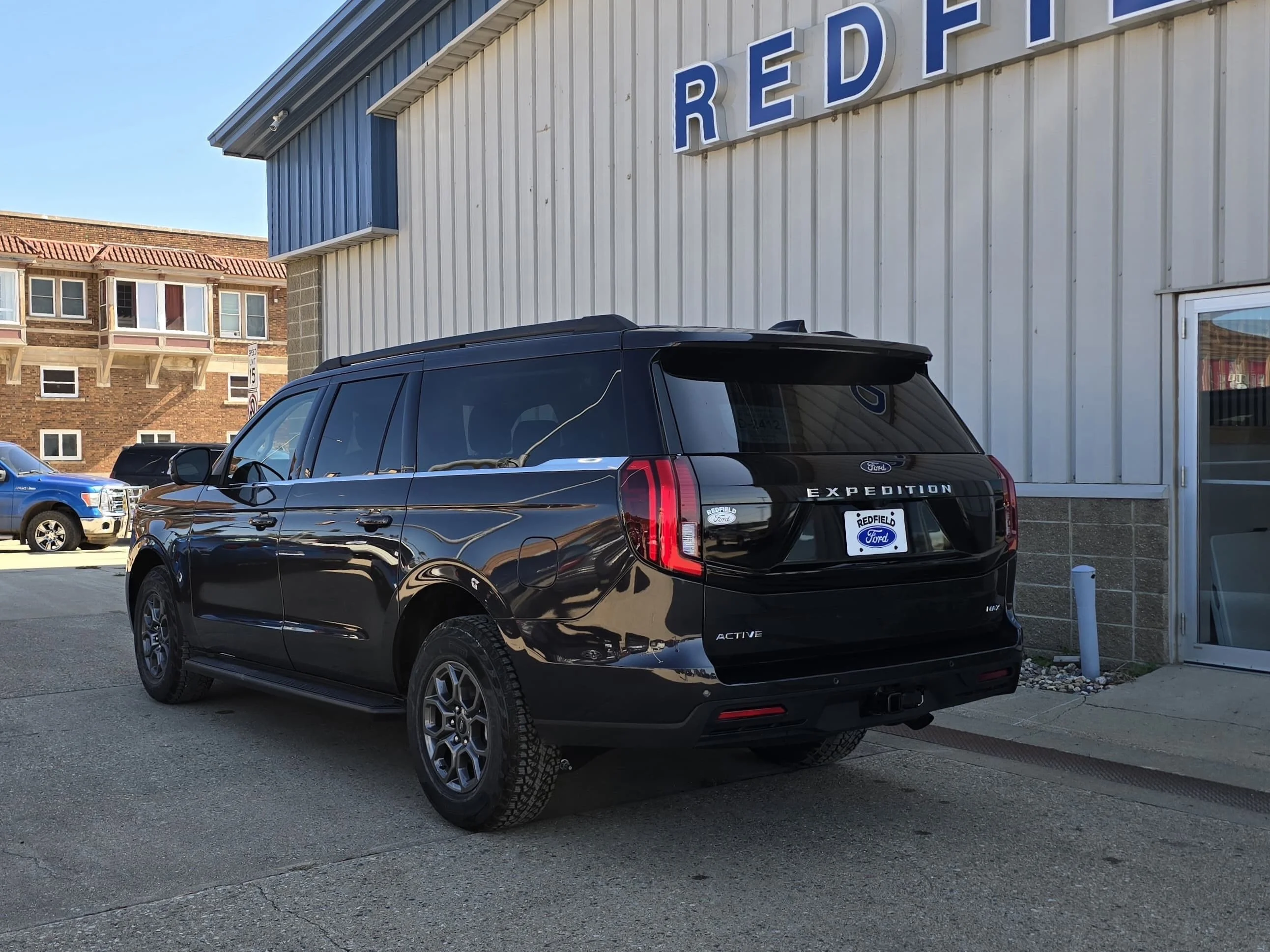 2025 Ford Expedition MAX Active - Photo 3