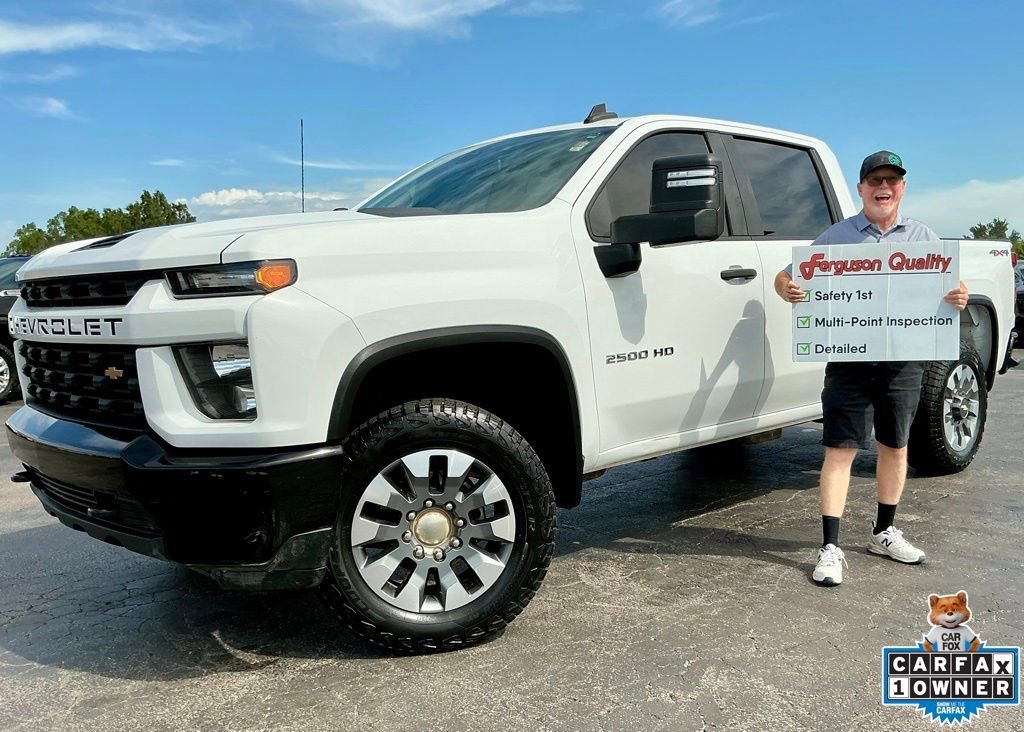 2022 Chevrolet Silverado HD Custom 4WD Crew Cab Standard Box's photo