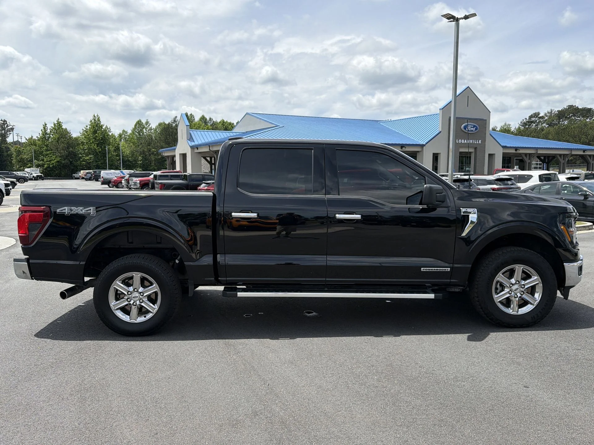 Used 2024 Black Metallic Ford XLT image 29