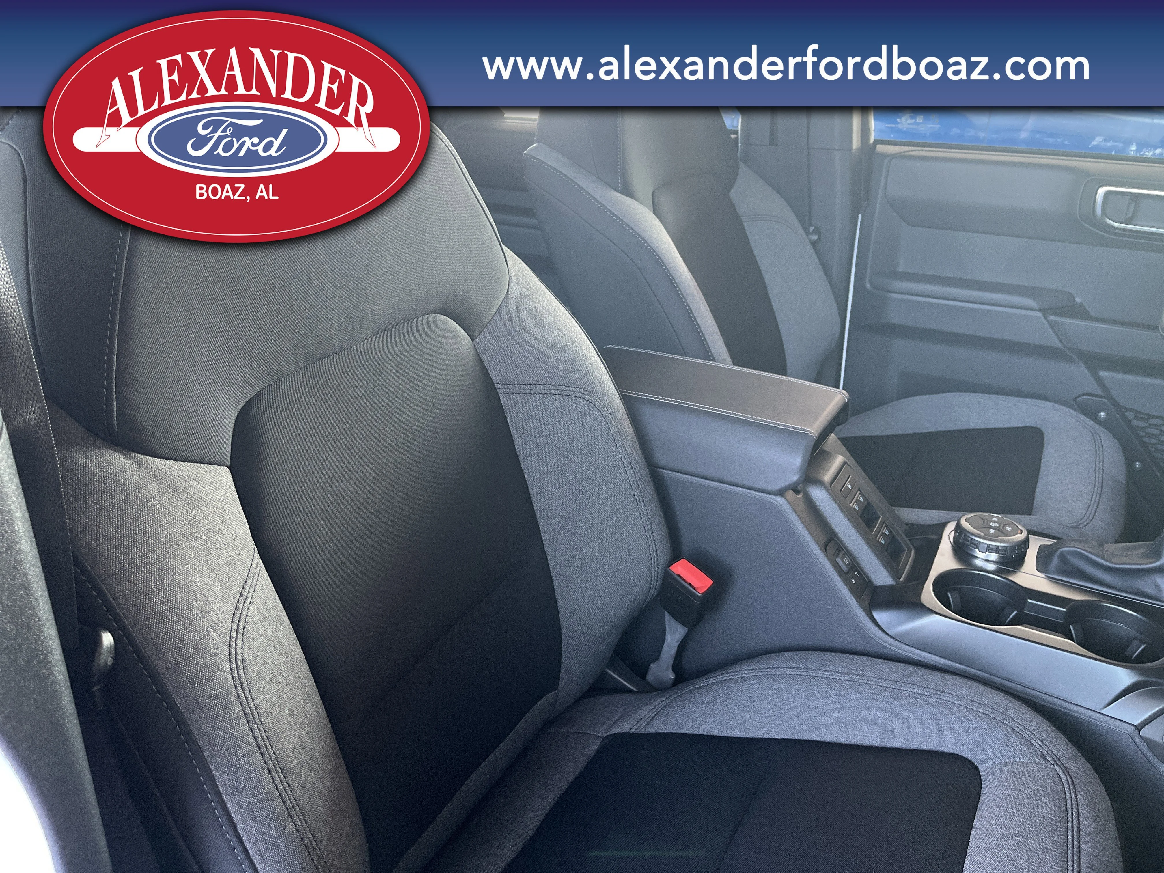 2025 Ford Bronco 4-Door Base - Photo 15