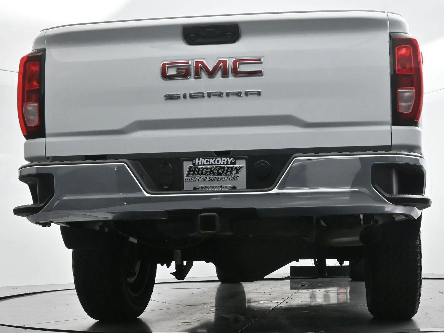 Used 2025 Summit White GMC Pro image 49