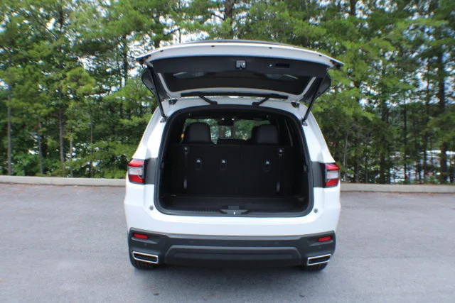 Used 2025 Platinum White Pearl Honda Black Edition image 17